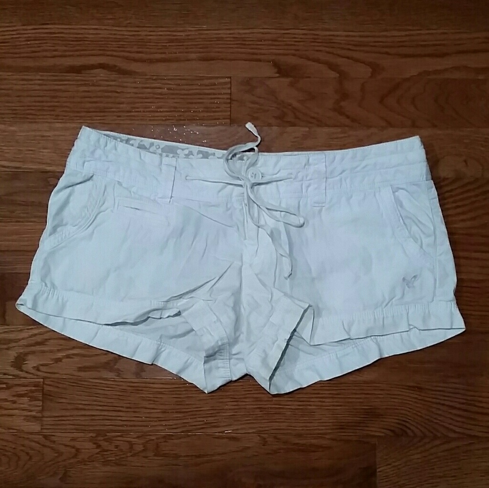 American Eagle Outfitters - White Shorts